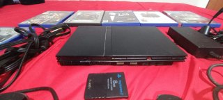 PlayStation 2 Slim Nera Completa di Giochi e Acces