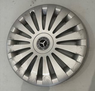 Tapacubos Mercedes Vito 17 (4 unidades)