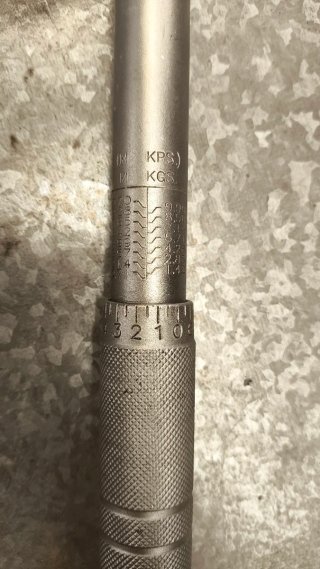 Llave Dinamométrica BGS Technic 14-105 Nm