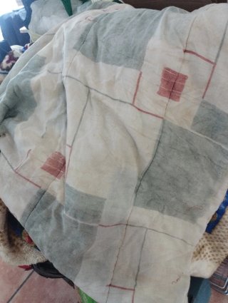 Manta edredón beige y gris de matrimonio