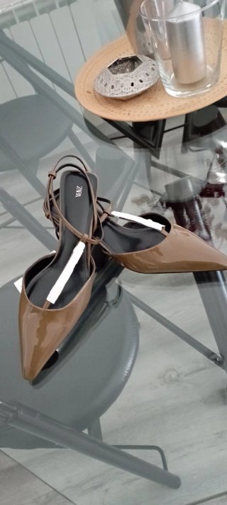 Zapatos de tacón ZARA Talla 42