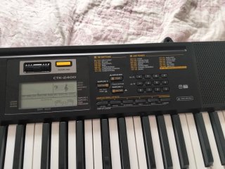 Teclado Casio CTK-2400