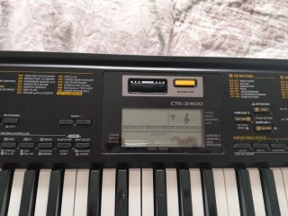 Teclado Casio CTK-2400