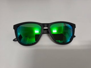 Gafas de sol Hawkers polarizadas negras y verdes