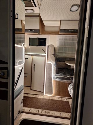 Autocaravana Elnagh Barón 573
