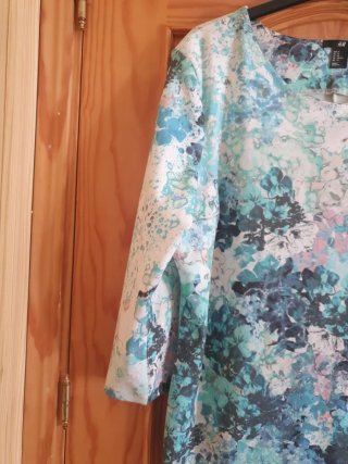 Vestido H&M floral azul y verde talla XL