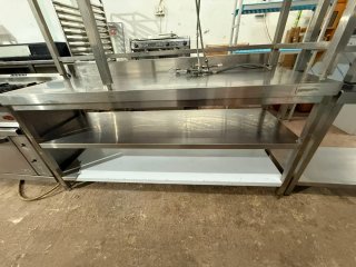 Mesa de acero inoxidable