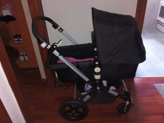 Carro de bebé negro  Bugaboo camaleón3