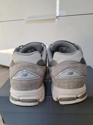New Balance 2002R Grigie Bianche