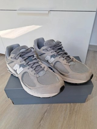 New Balance 2002R Grigie Bianche