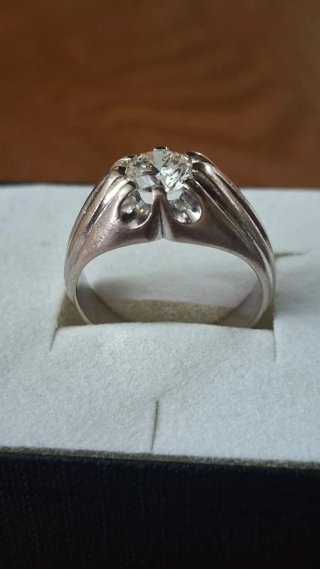 Anillo Oro Blanco Diamante Natural