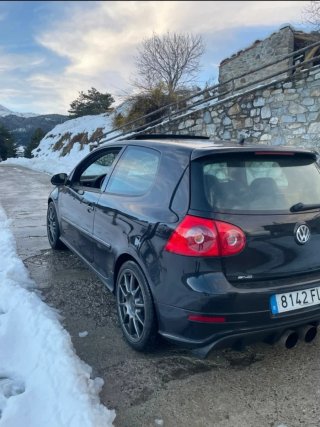 Volkswagen Golf 2004