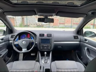 Volkswagen Golf 2004