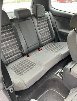 Volkswagen Golf 2004