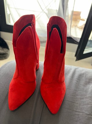 Botines Rojos de Tacón