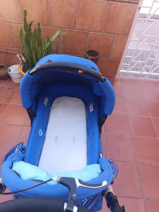 Carrito de bebé azul Jane