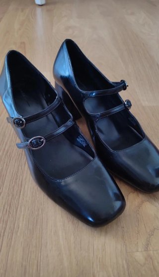 Zapatos Mary Jane Bershka Negros