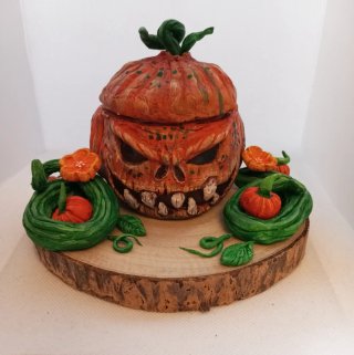 Figura artesanal de cerámica