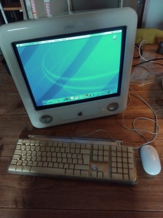 Apple eMac Ordenador Todo en Uno