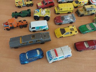 Lote Coches de Juguete a Escala