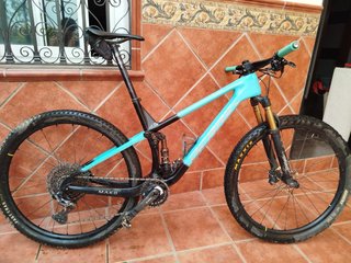 Berria Mako Cuadro Bicicleta + amortiguador