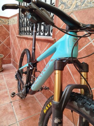 Berria Mako Cuadro Bicicleta + amortiguador