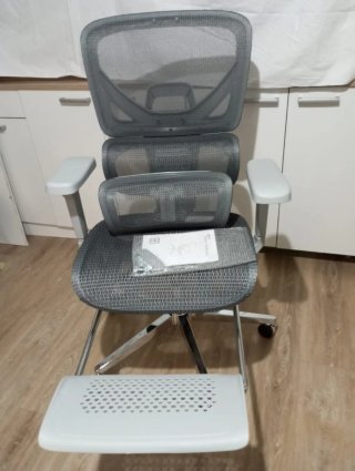 Silla de oficina ergonómica gris