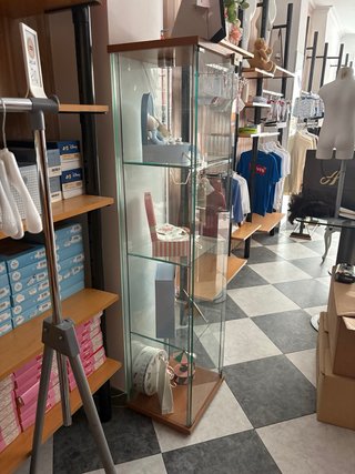 Vitrina IKEA DETOLF Descatalogada + Luces