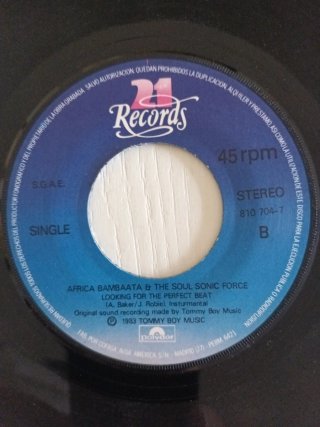 SINGLE AFRICA BAMBAATA AND THE SOUL SONIC FORCE