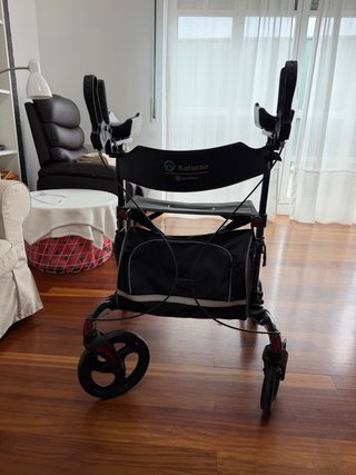 Andador para personas movilidad reducida