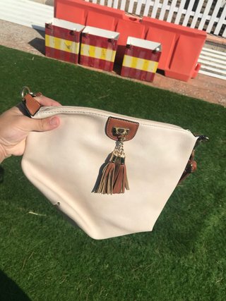 Bolso de mano beige y marrón talla única.