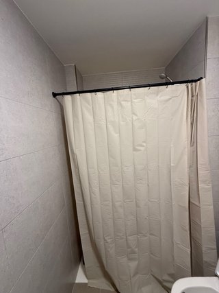 2 Cortinas de Ducha Beige Nuevas