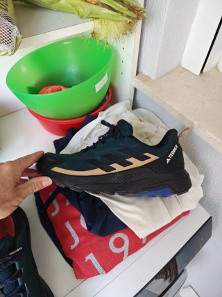Adidas Terrex Talla 44 - Usadas
