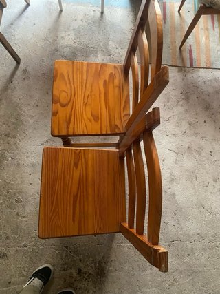 Juego de 2 sillas de madera