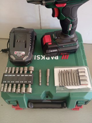 Atornilladora de impacto kit completo profesional