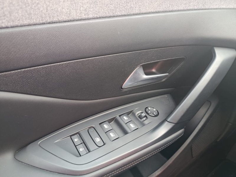 Peugeot 308 2022, foto 15