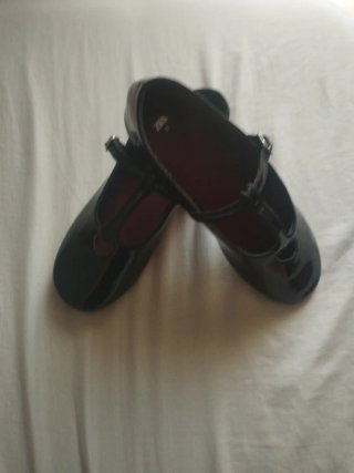 Zapatos niña Zara T-Strap charol talla 35