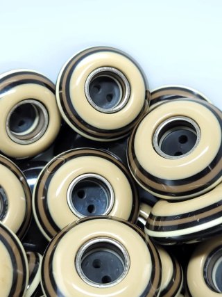 35 bottoni vintage plastica