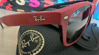 Gafas  sol Ray-Ban RB2132  new Wayfarer Rojo mate