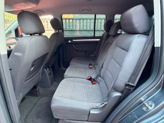 Volkswagen Touran 2.0 TDI 140 Advance 5p DSG