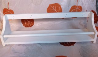 Estante de madera blanco