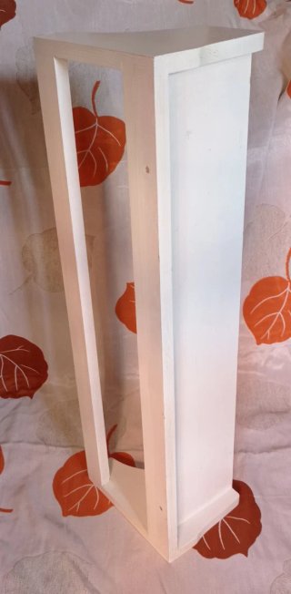 Estante de madera blanco
