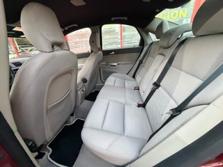 Volvo S40 2.0D 136 Momentum 4p