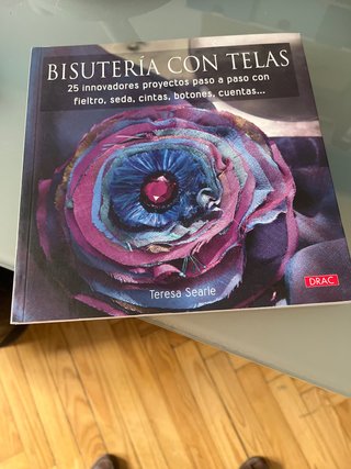 Bisutería con telas