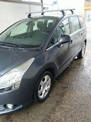Peugeot 5008 2010