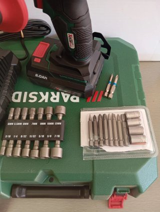 Kit percutor Taladro Parkside X20V con accesorios