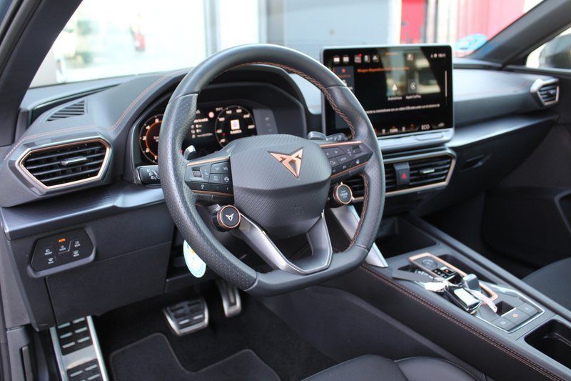 Cupra León 2025, foto 8