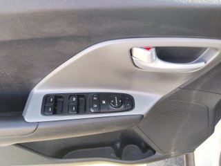 KIA Niro | Desde 272€ ¡ SIN ENTRADA !