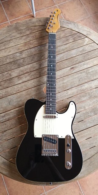 Guitarra Eléctrica Telecaster Negra