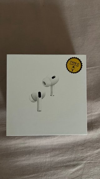 AirPods Pro 2da Gen con Carga Tipo-C